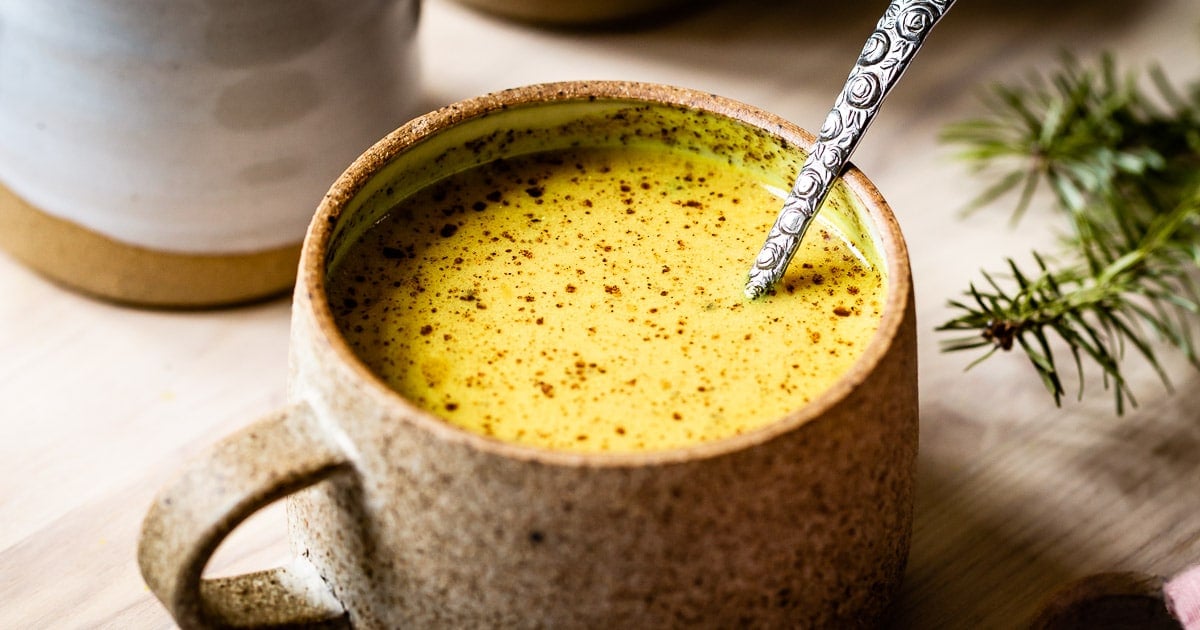 Make Your Own Golden Mylk: Easy Recipe for a Cozy Wellness Sip
